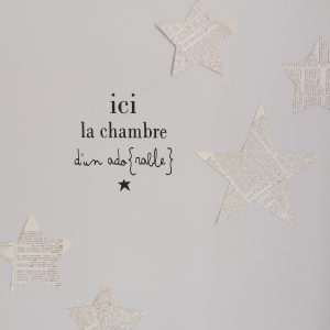 Ici la chambre d'un ado{rable}
