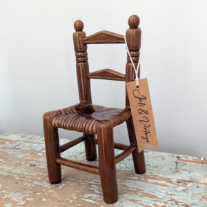 Objet broc : Jolie chaise vintage