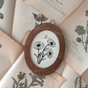 Petit cadre oval & marguerites